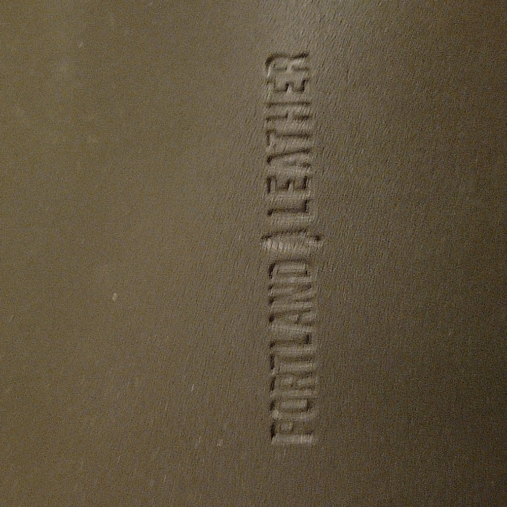 Portland Leather 'Sloan' Doctor Bag - Picture 4 of 7